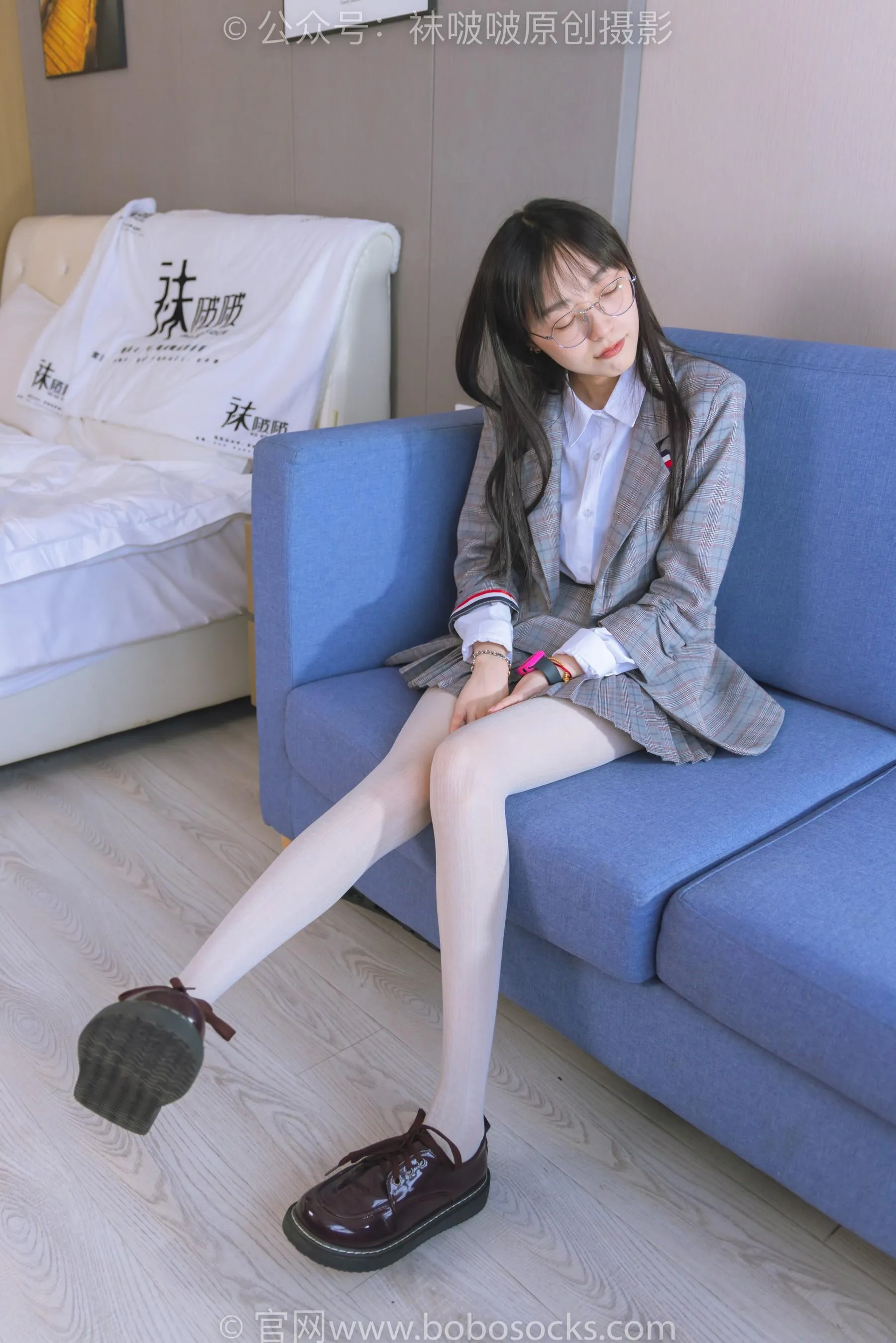 [BoBoSocks袜啵啵]NO.202 稚予-皮鞋、白色蕾丝丝袜、ol风 [87P]插图5